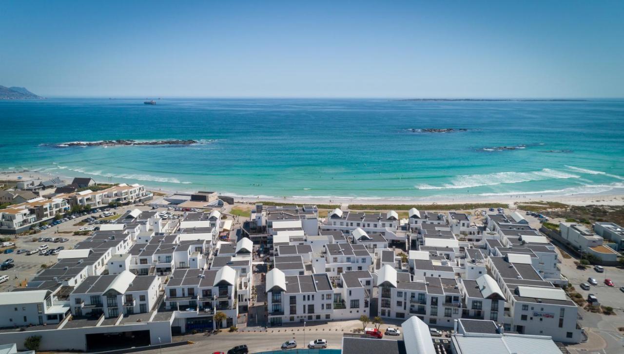 Modern With Ocean Views 105 Eden On The Bay, Blouberg, Apartment Cape Town
